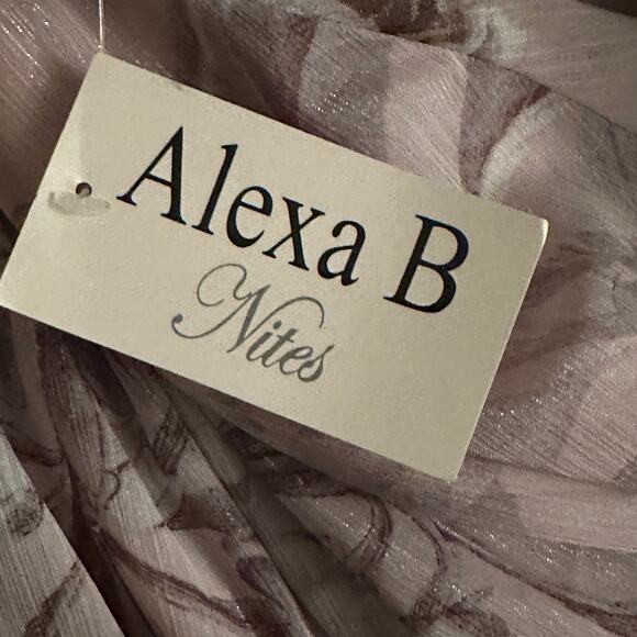 Alexa B Nites NEW Floral Shimmery Maxi Dress Womens Sz 14 Lavender Smocked Long - Picture 5 of 8